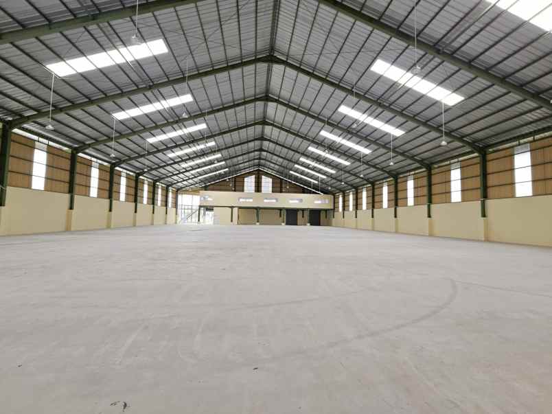 disewakan ruko gudang kantor delta silicone cikarang pusat
