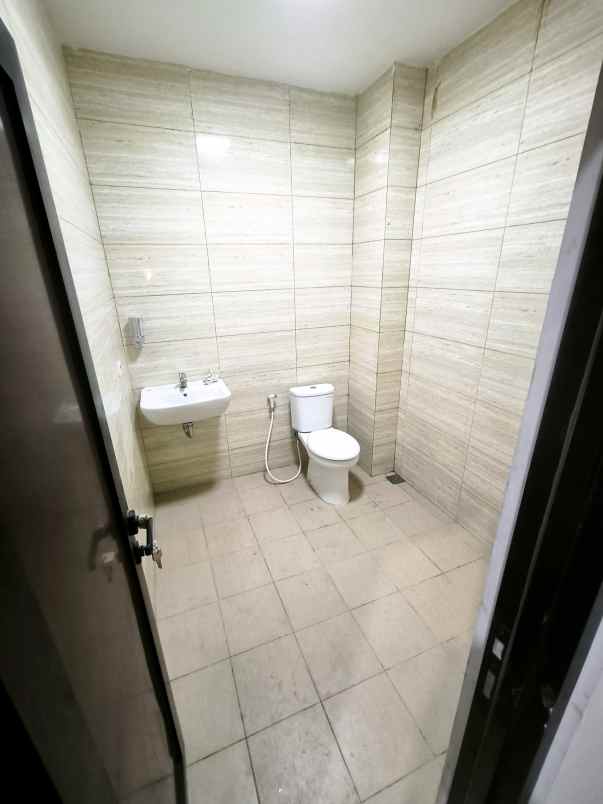 disewakan ruko gudang kantor jalan kedungdoro