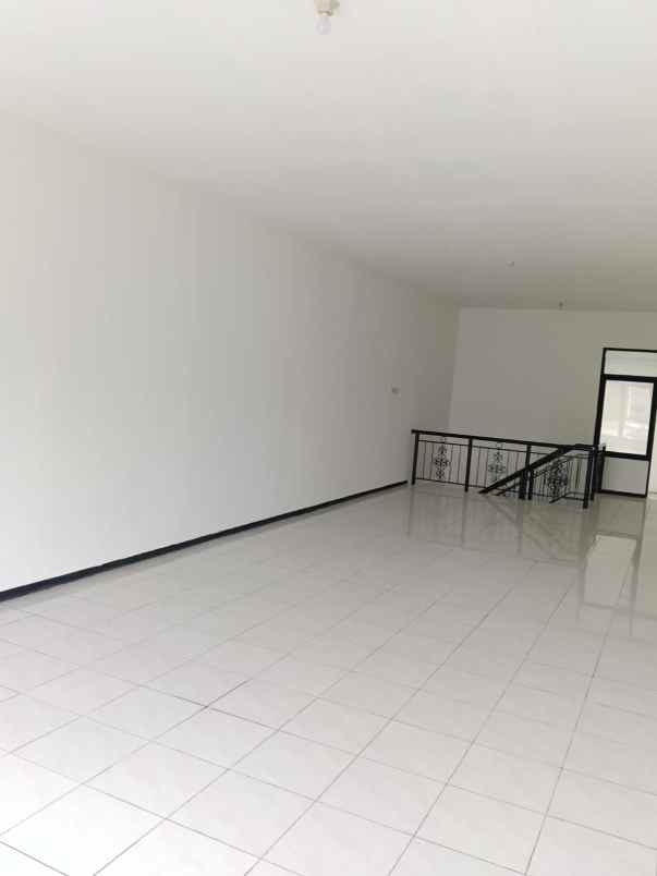 disewakan ruko gudang kantor raya kupang baru