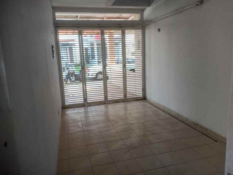 disewakan rumah cluster palm summarecon bekasi