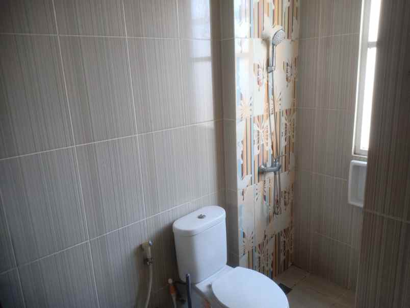 disewakan rumah cluster palm summarecon bekasi