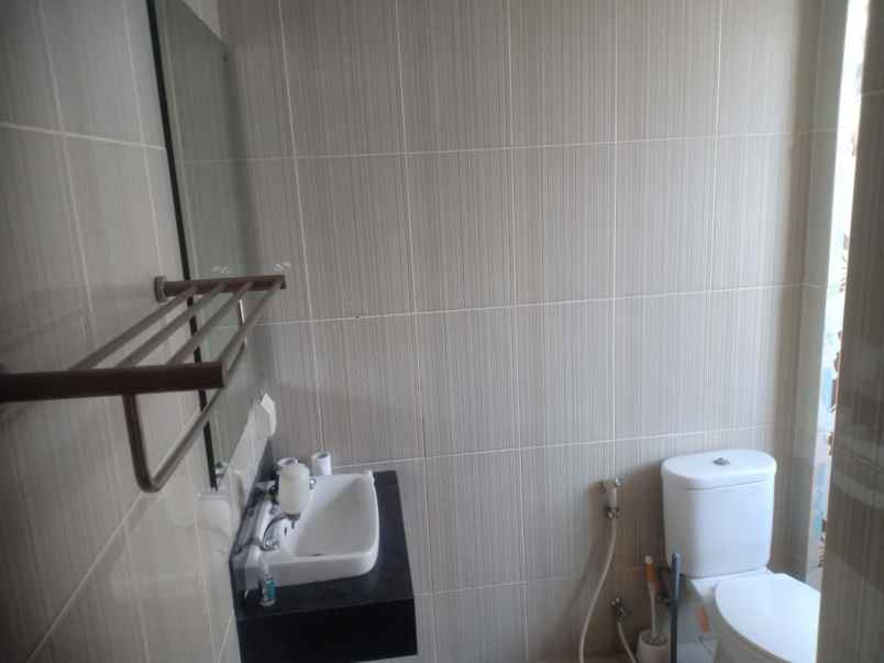 disewakan rumah cluster palm summarecon bekasi