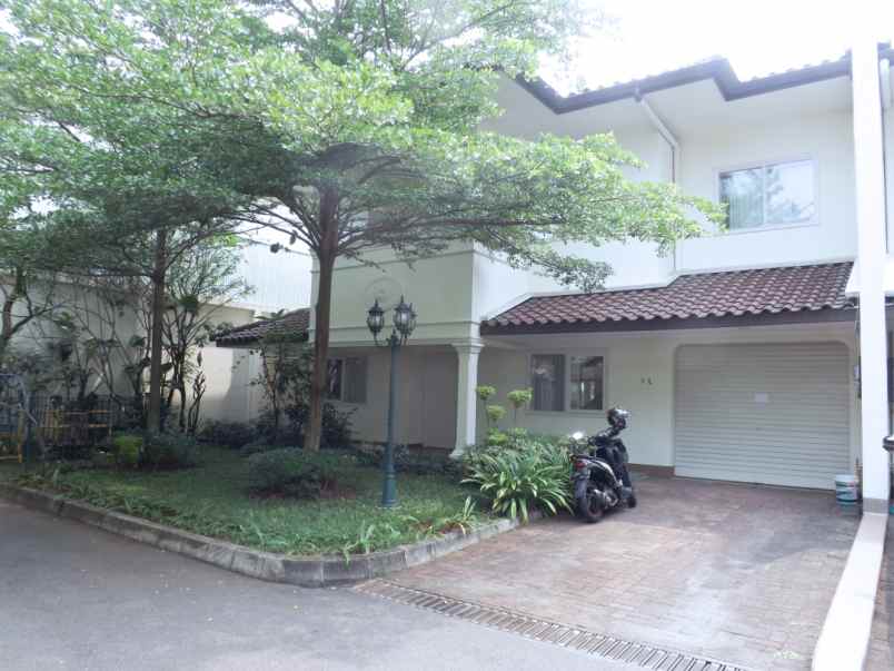 disewakan rumah jl tanah kusir ii no 5 rt