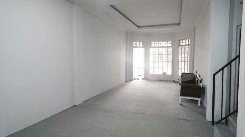 disewakan rumah komplek bina marga no 56