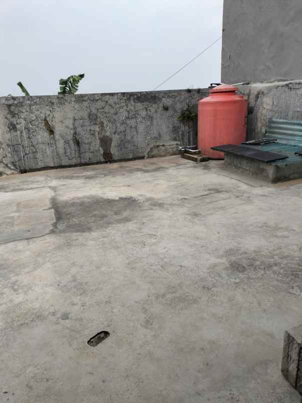 disewakan rumah komplek cihanjuang