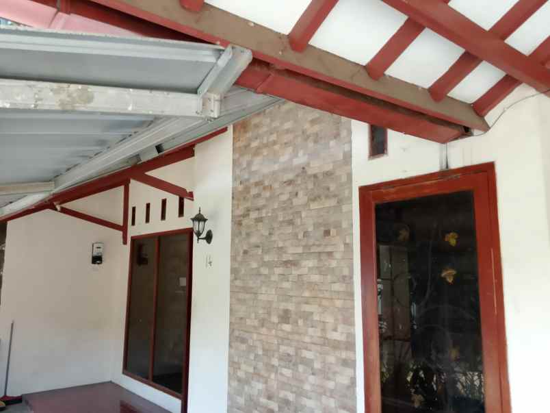 disewakan rumah komplek perluasan