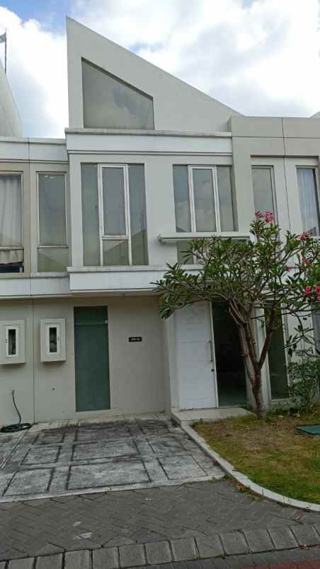 disewakan rumah kosongan di grand pakuwon