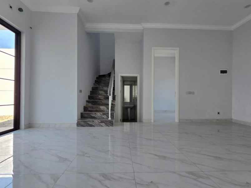 disewakan villa komplek citraland sampali