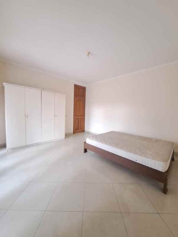 for rent house at pondok indah