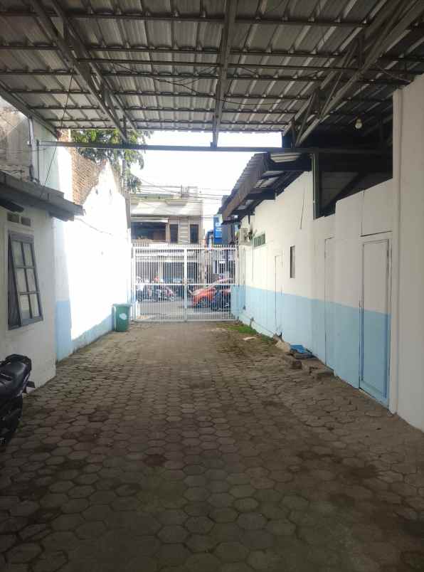 gudang mainroad bandung timur