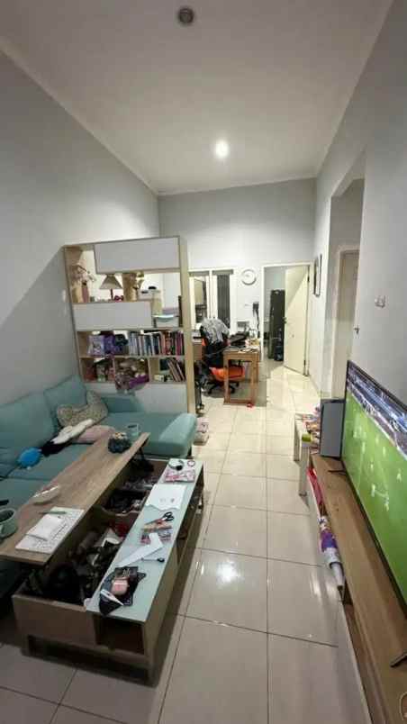 harga logis lokasi strategis rumah shm serua ciputat