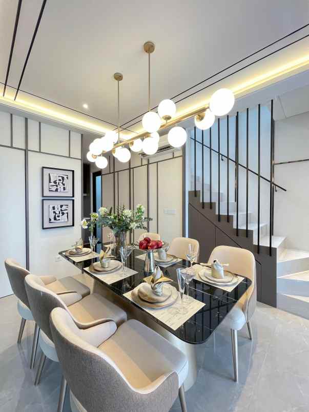 hunian nyaman dan asri di citraland greenlake surabaya