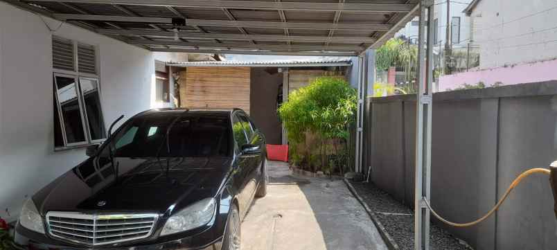 hunian nyaman dekat stan bintaro