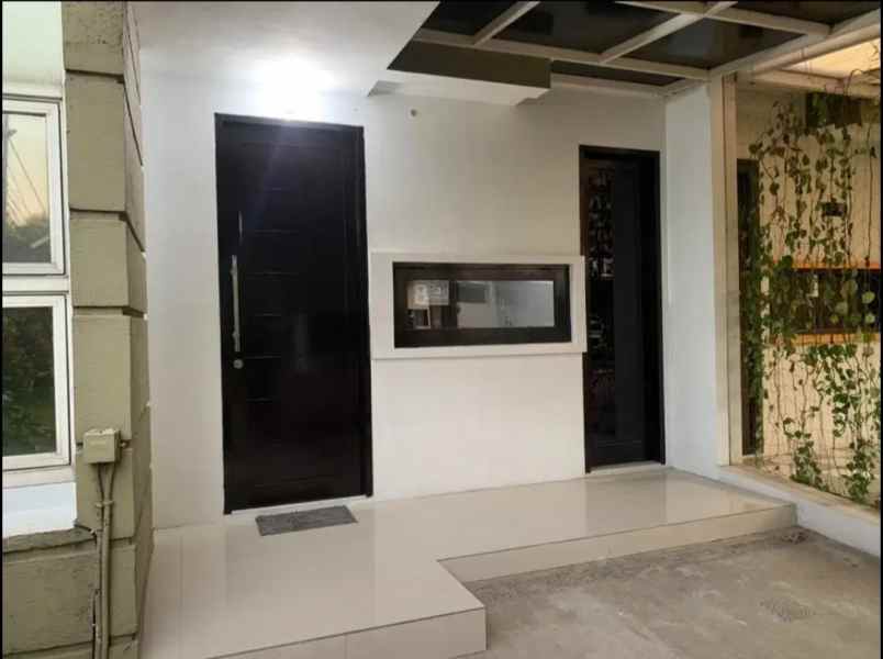 idr266 rumah hook 2 lt siap huni dan cantik di ciputat