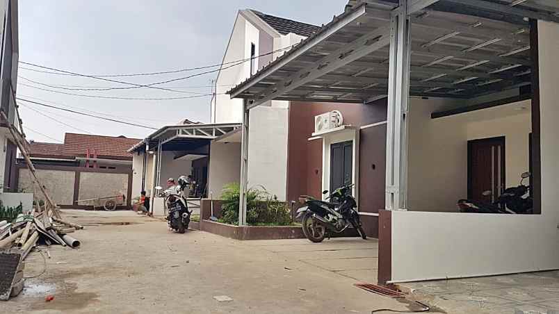 jual bu rumah dalam cluster dekat stasiun krl depok