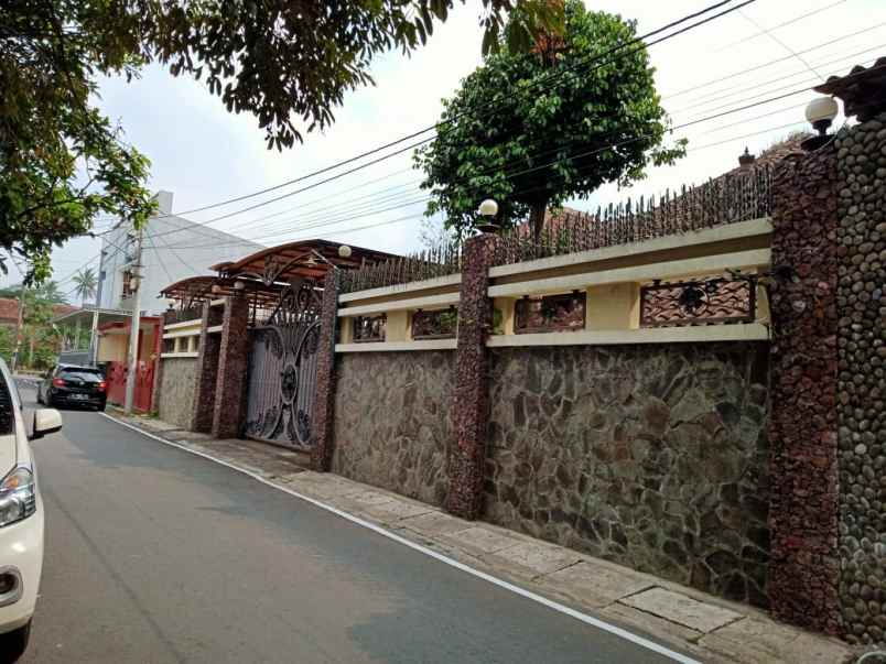 jual rumah asri di salatiga