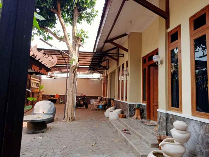 jual rumah asri di salatiga