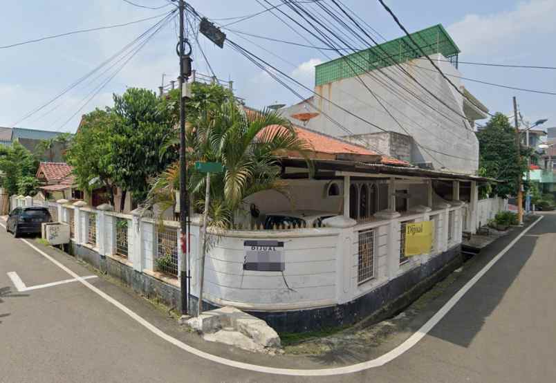 jual rumah bagus siap huni di jalan niam jakarta pusat