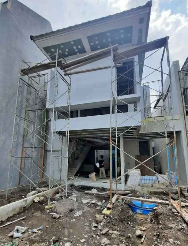 jual rumah baru central park mulyosari surabaya timur