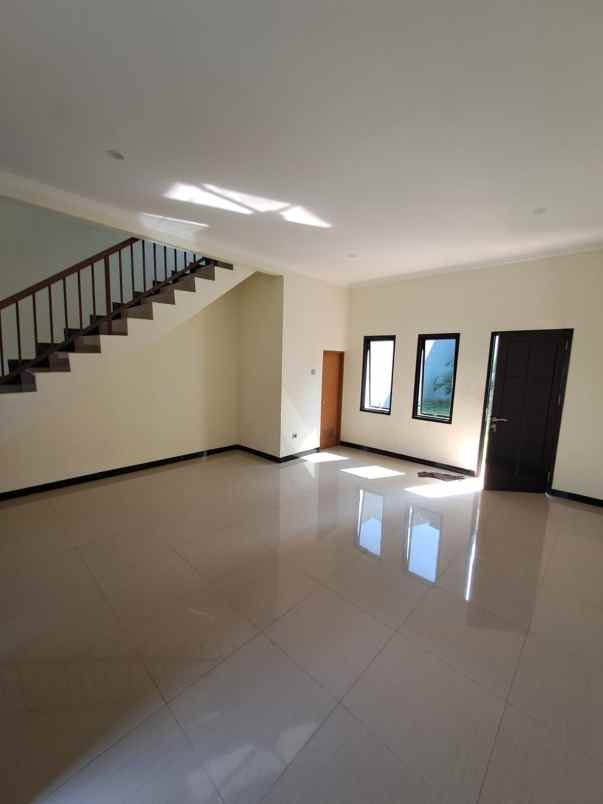 jual rumah baru cipondoh tangerang