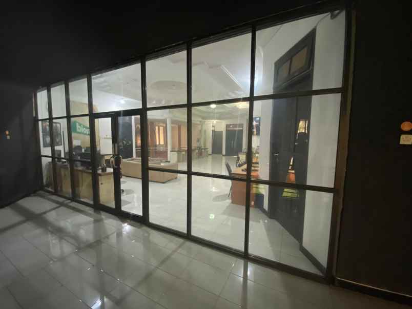 jual rumah dan gedung kantor di puncak permai surabaya