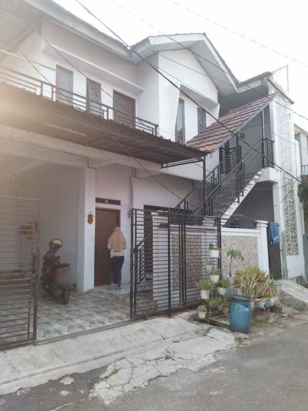 jual rumah dan kost 3 pintu