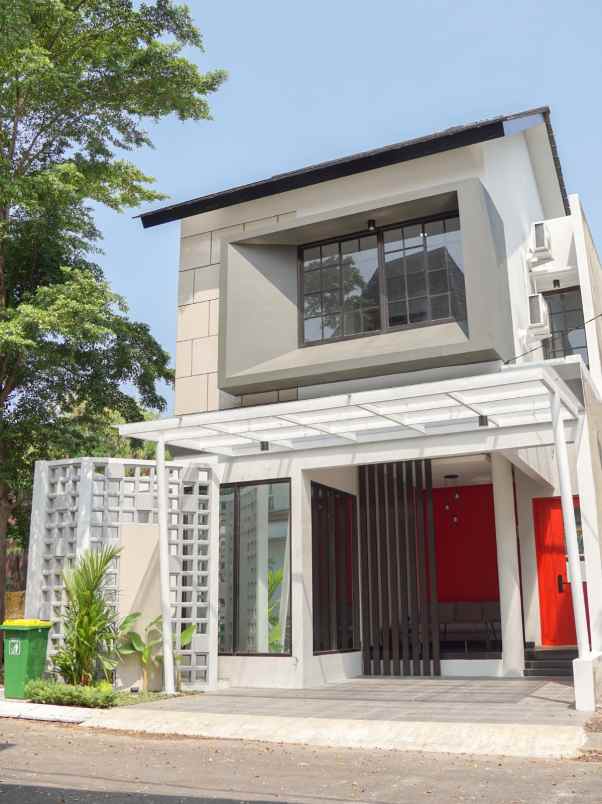 jual rumah exclusive townhouse smart home