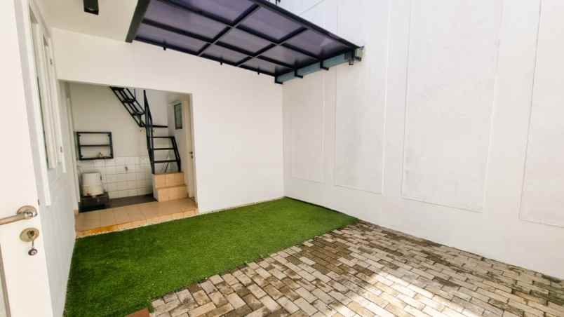 jual rumah permata buana jakarta barat