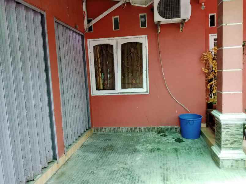 jual rumah second strategis beji depok