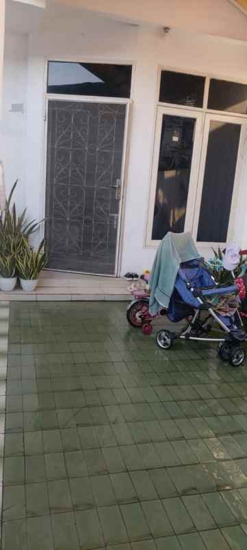 jual rumah semi furnished muara karang jak ut