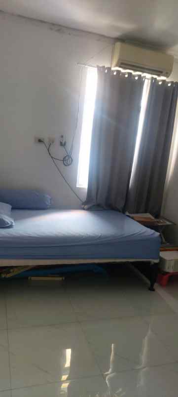 jual rumah semi furnished muara karang jak ut