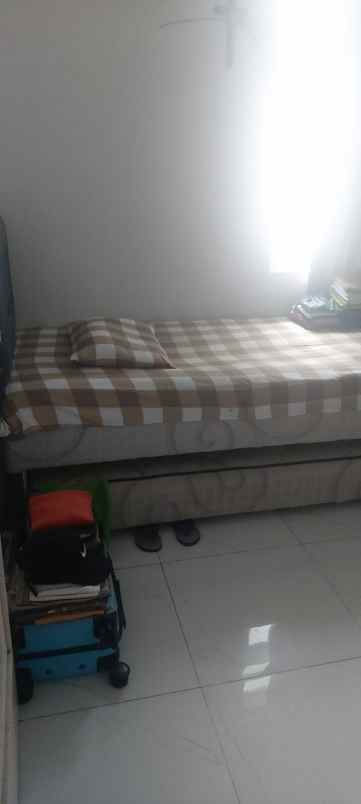 jual rumah semi furnished muara karang jak ut