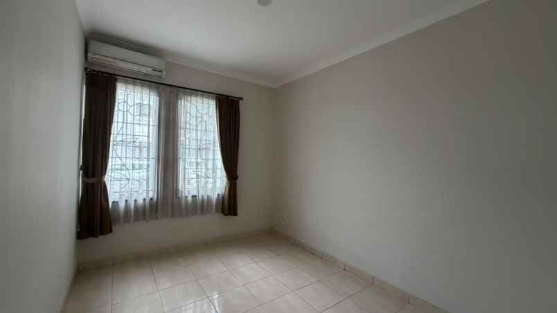 jual rumah siap huni di bsd the green dekat pintu tol