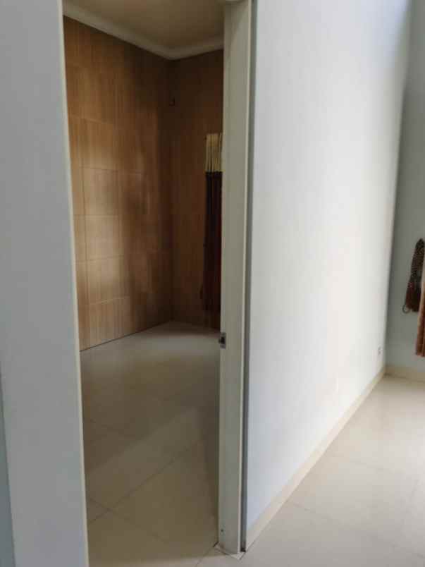 jual sewa rumah grandia citraland surabaya