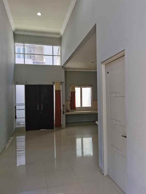 jual sewa rumah grandia citraland surabaya