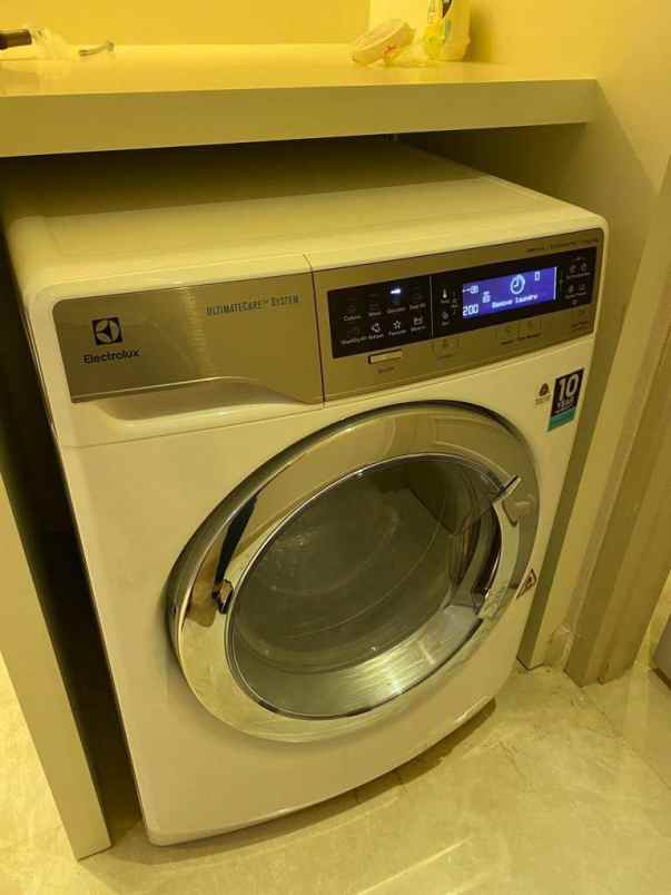 khusus sewa the peak apartment full furnished komplit