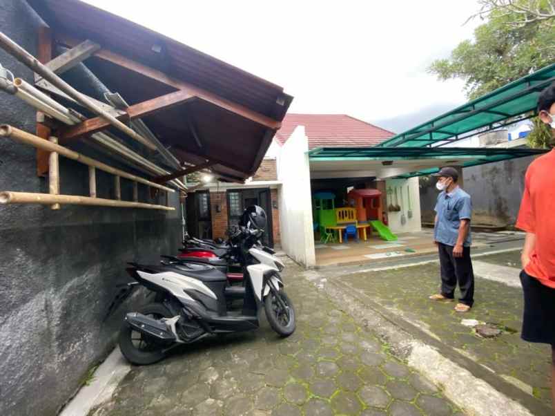 murah rumah di tepi jalan lempongsari utara indoluxe