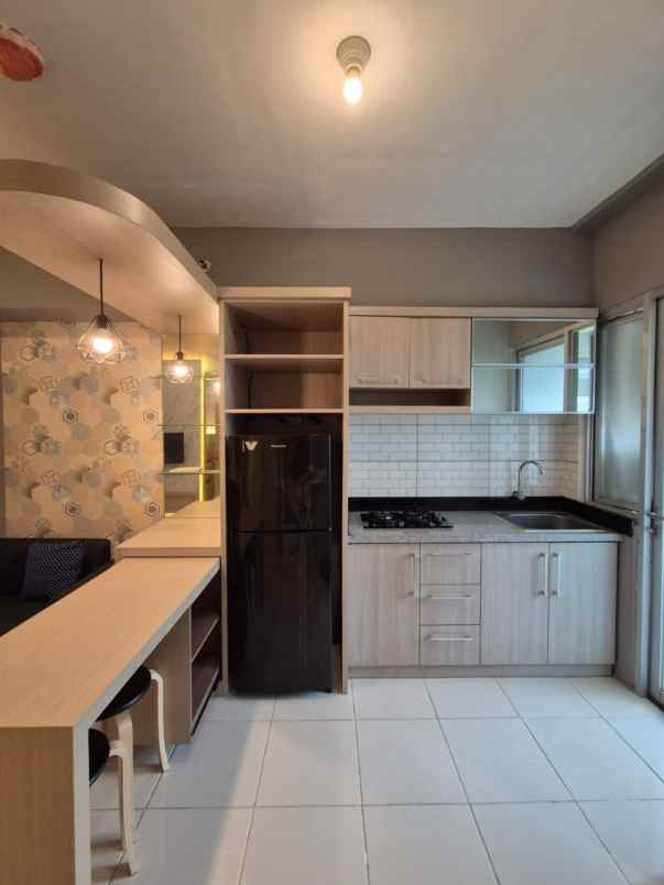 new furnish apartemen educity harvard lantai 3