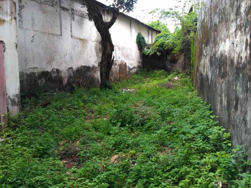 ruko gudang kantor lumajang