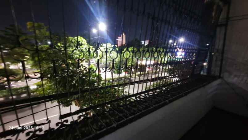 ruko jl tembaan hadap utara