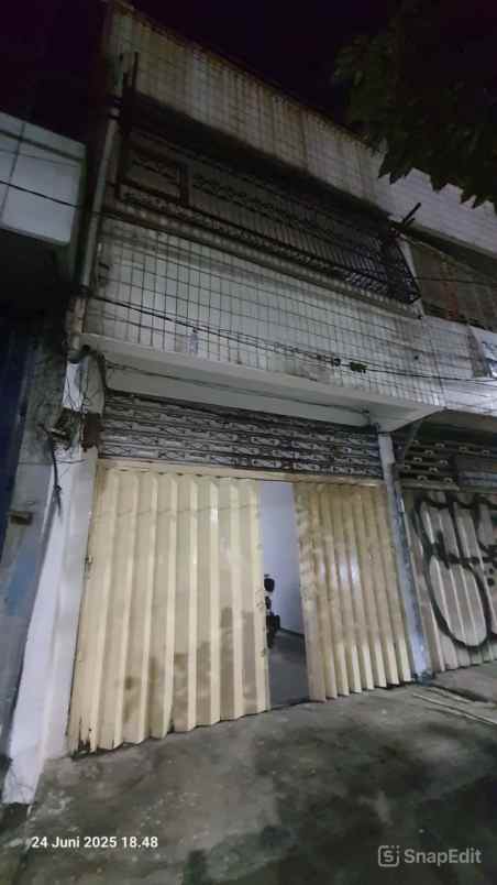 ruko jl tembaan hadap utara