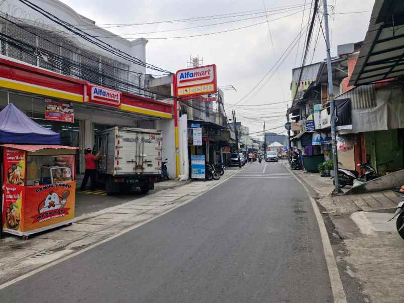 ruko lebar 8 di sumur batu kemayoran jakarta pusat