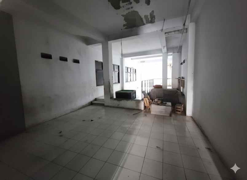 ruko lebar 8 di sumur batu kemayoran jakarta pusat