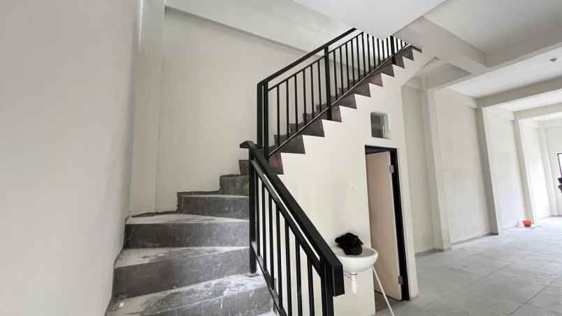 ruko ready raya kedung asem shm 20 meter dari merr