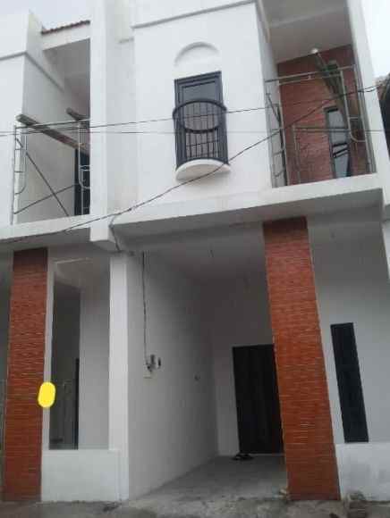 rumah 2 lantai baru gress pisces row jalan 2 mobil