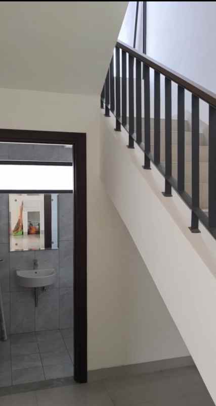 rumah 2 lantai fashagriya podomoro park harga murah