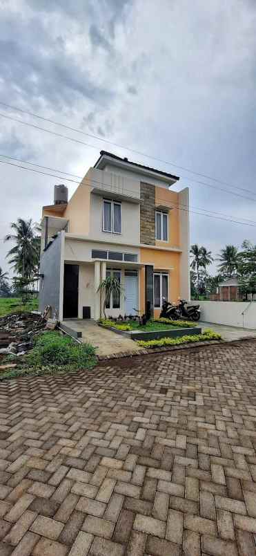 rumah 2 lantai murah gratis biaya sertifikat