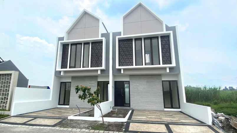 rumah amartha safira