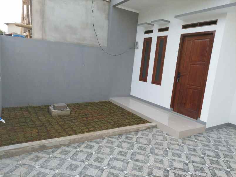 rumah baru cisasawi cihanjuang siap huni lokasi mudah