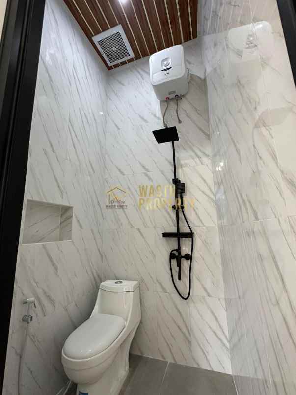 rumah baru desain modern 9 menit ke sleman city hall